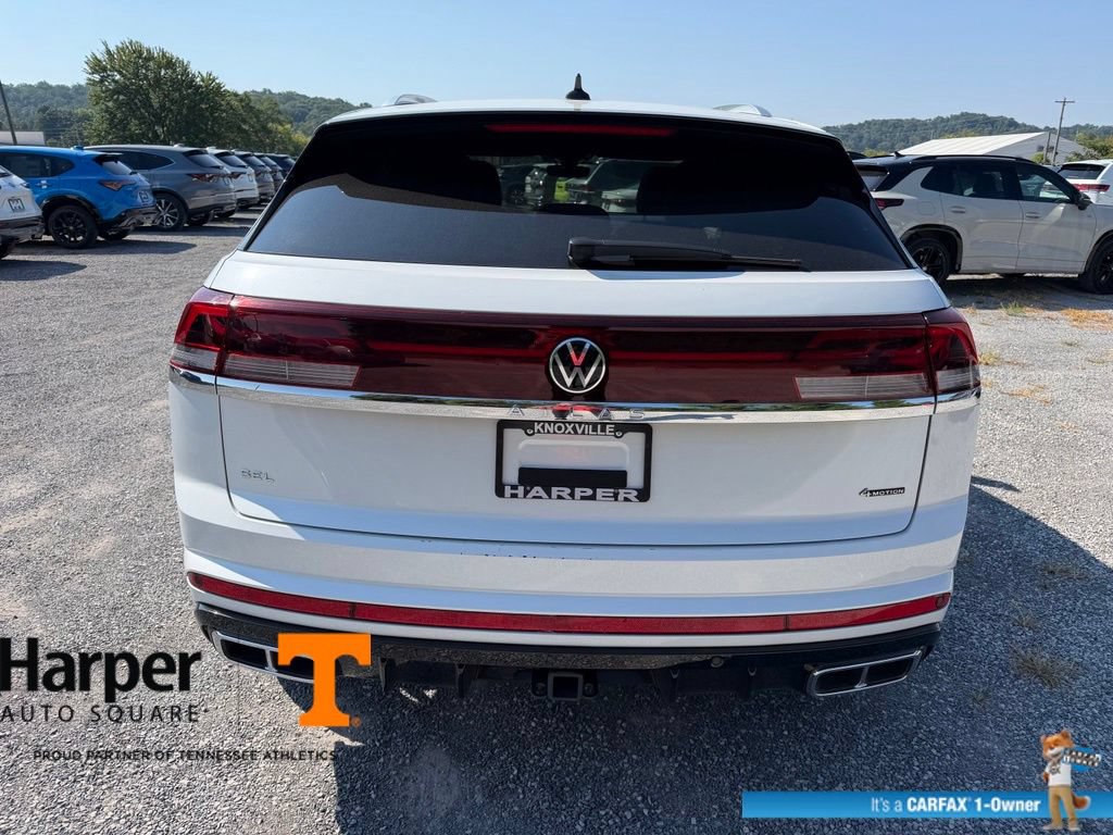 Used 2025 Volkswagen Atlas Cross Sport SEL Premium R-Line AWD/4WD image 4
