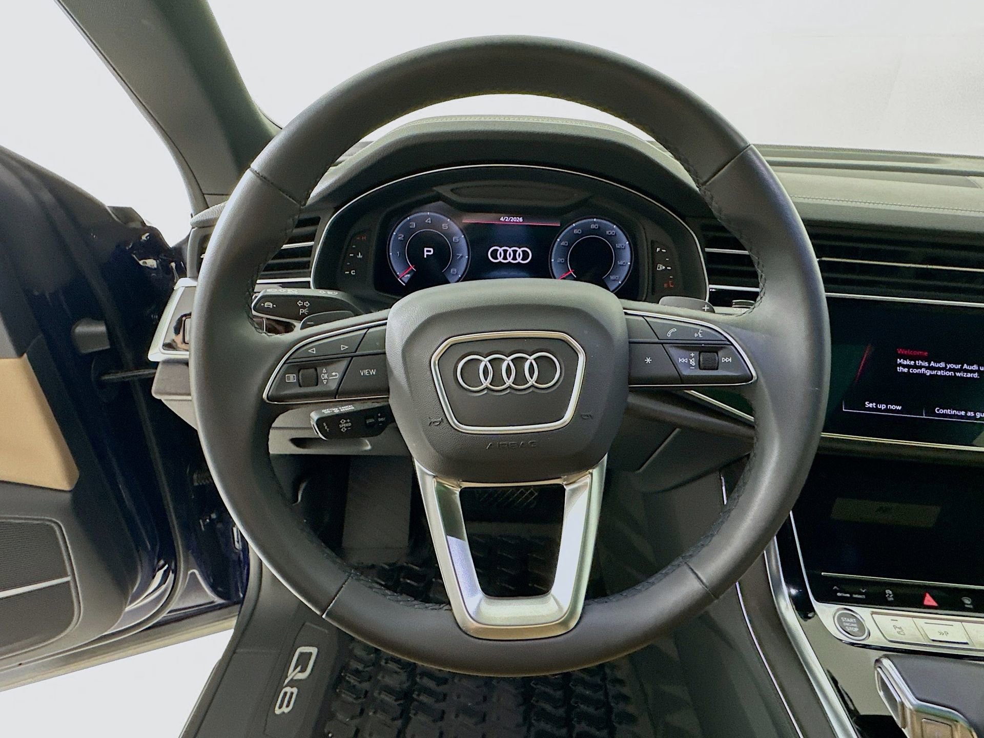 Used 2023 Audi Q8 Prestige w/ Prestige Package image 12