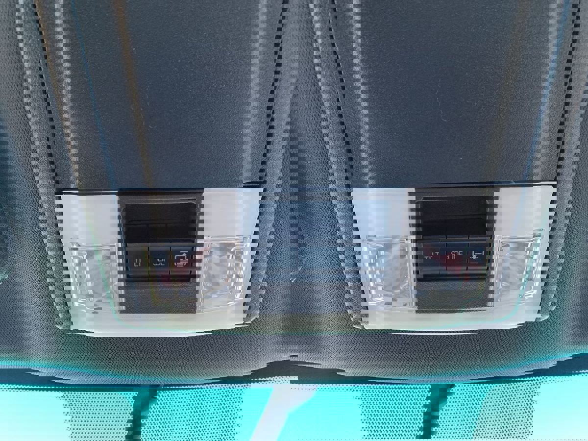 Used 2014 Ford Explorer XLT w/ Equipment Group 201A image 24