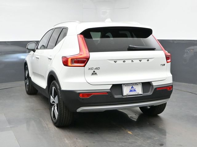 Used 2019 Volvo XC40 T5 Momentum AWD/4WD image 8
