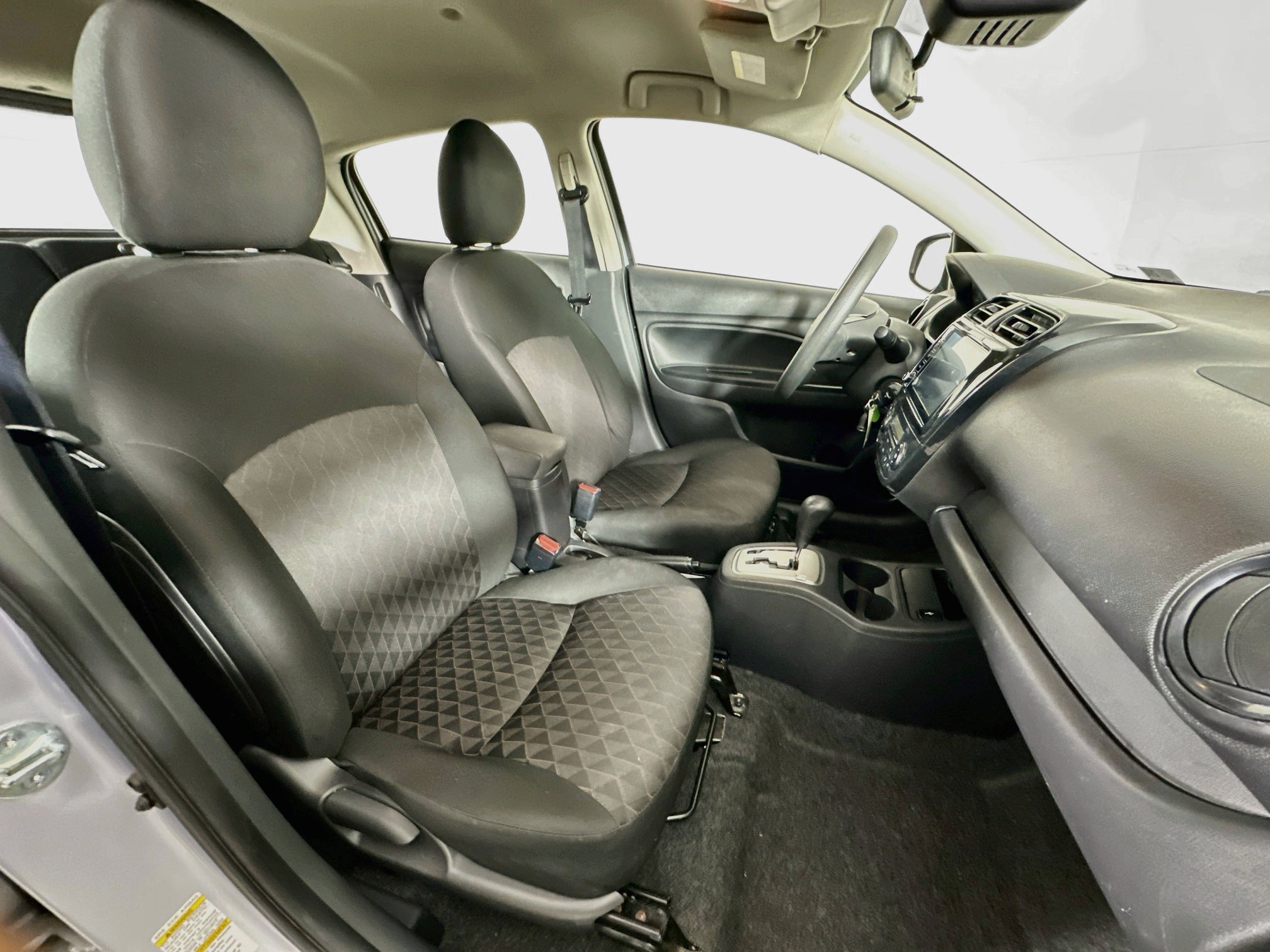 Used 2024 Mitsubishi Mirage ES FWD image 28