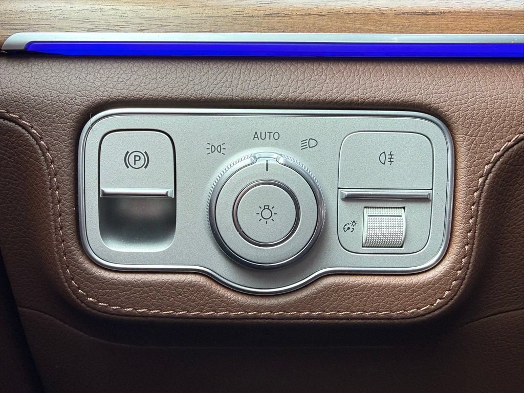 New 2025 Mercedes-Benz GLS 450 4MATIC image 40
