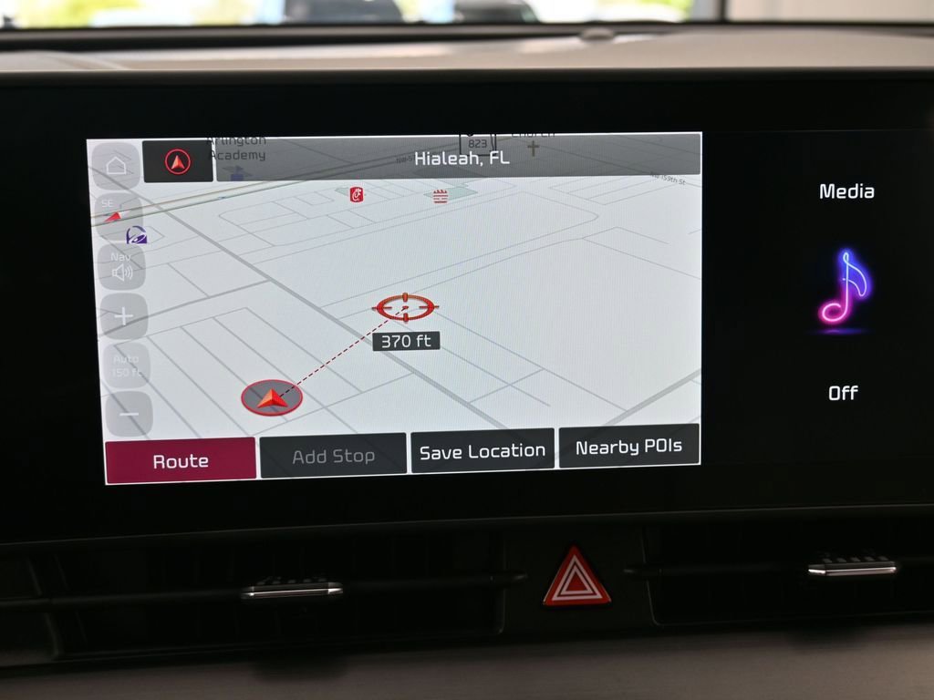 Used 2024 Kia Sportage EX image 17