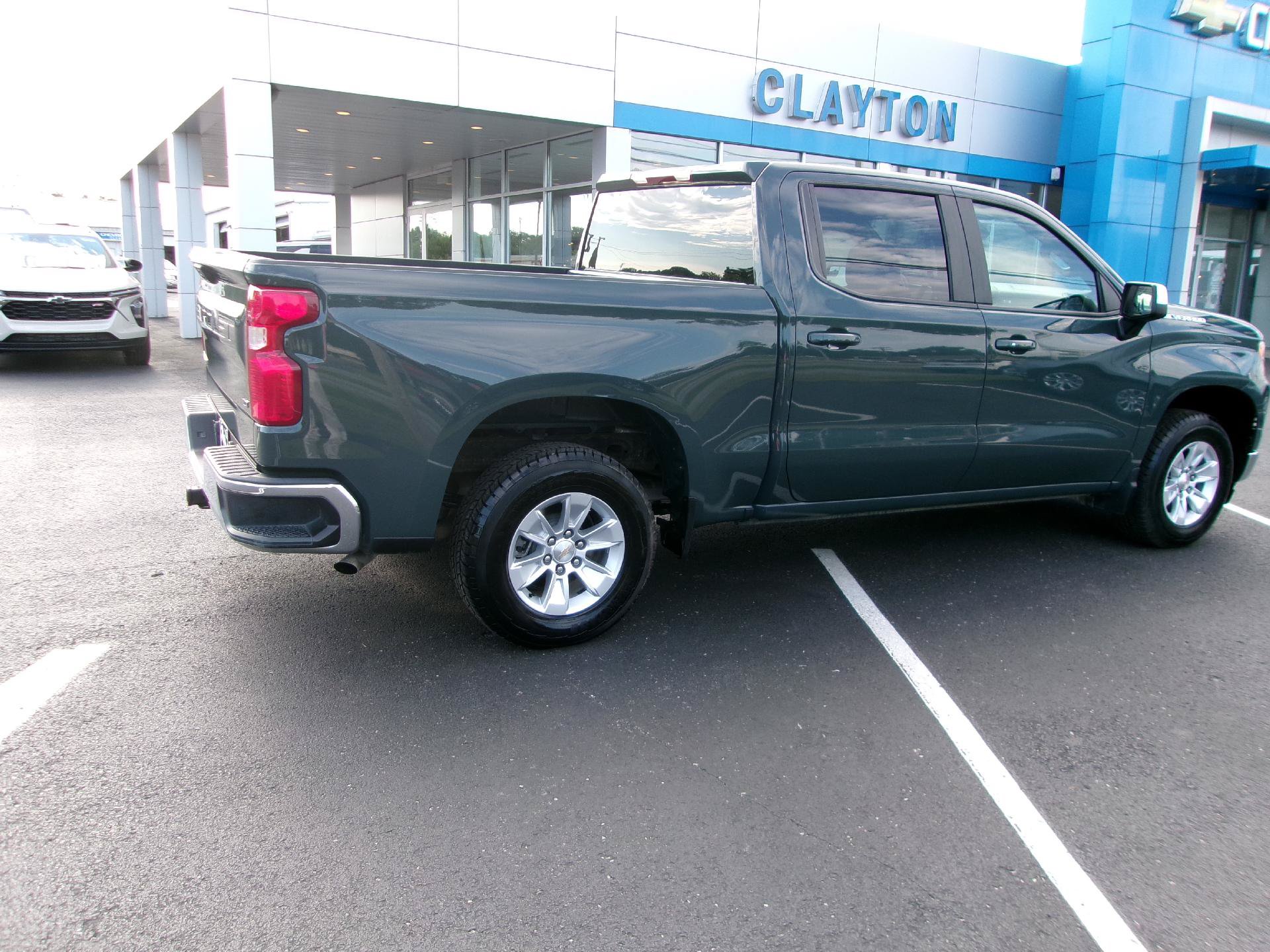Certified 2025 Chevrolet Silverado 1500 LT RWD image 3