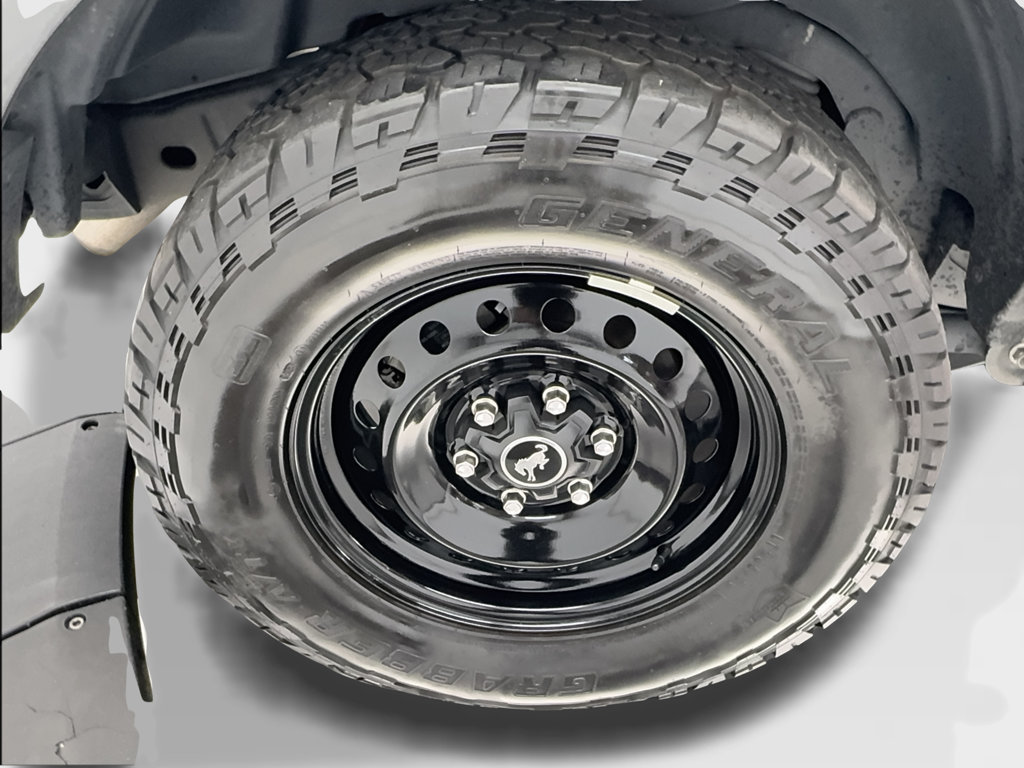 Used 2023 Ford Bronco Black Diamond AWD/4WD image 15