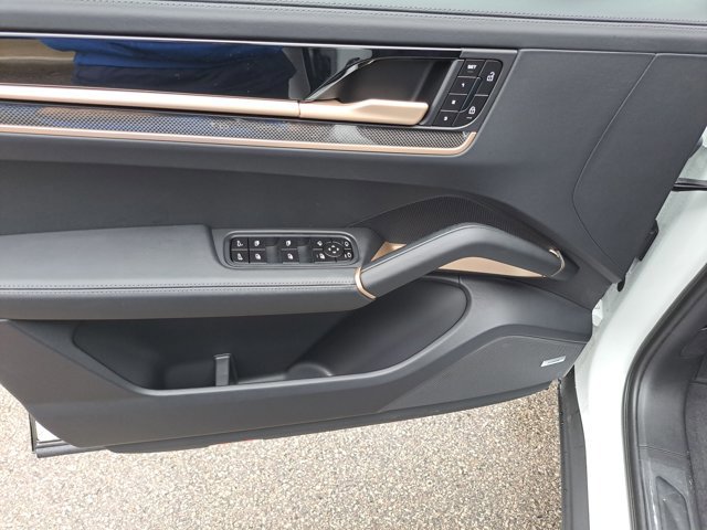 New 2026 Porsche Cayenne Turbo GT image 24