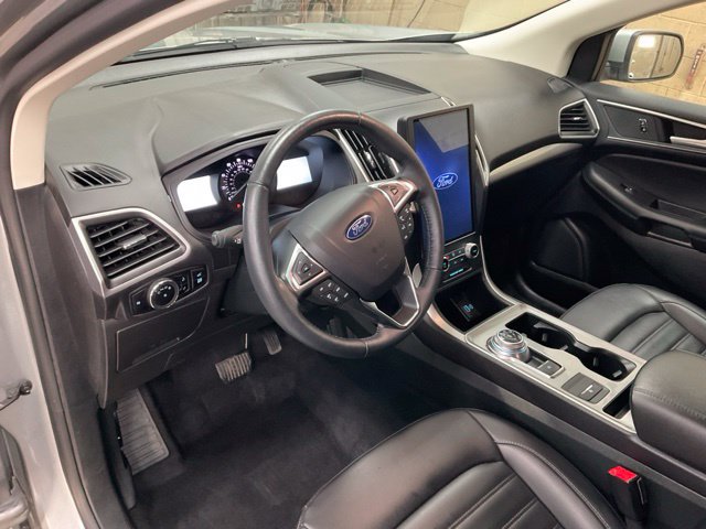 Used 2024 Ford Edge SEL w/ Convenience Package AWD/4WD image 6