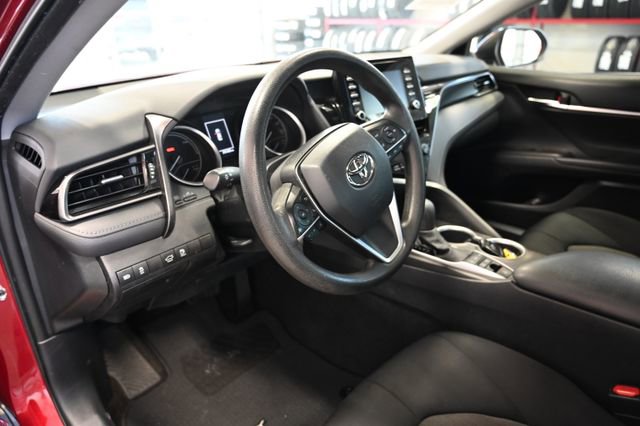 Used 2021 Toyota Camry LE FWD image 20
