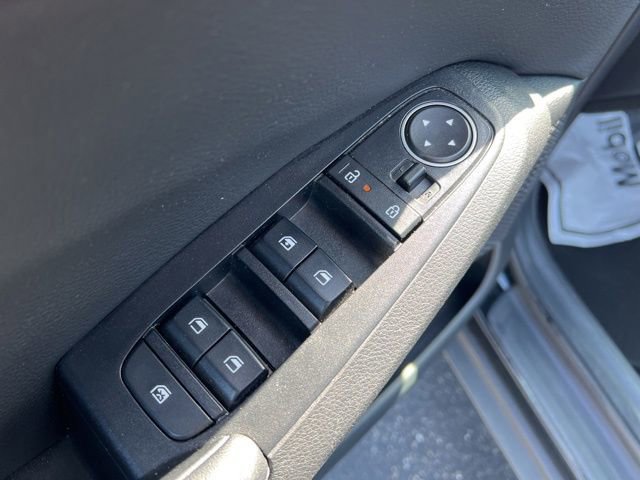 Certified 2024 Kia Seltos S image 28