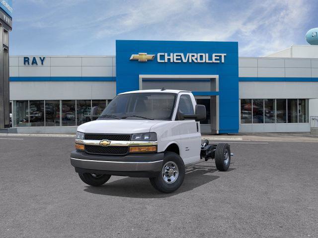 New 2025 Chevrolet Express 3500 w/ Power Convenience Package RWD image 39
