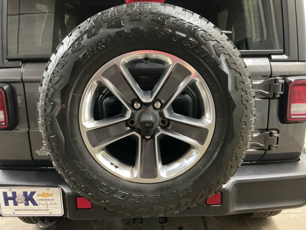 Used 2021 Jeep Wrangler Unlimited Sahara w/ Cold Weather Group image 33