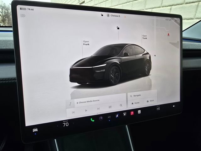 Used 2026 Tesla Model Y Long Range image 48