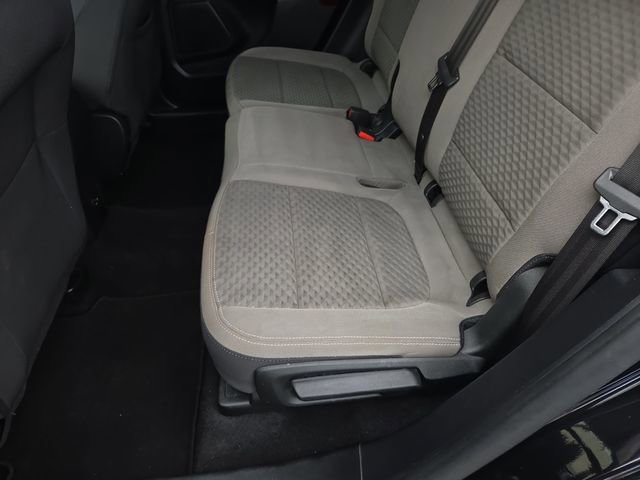 Used 2022 Ford Escape SE image 28