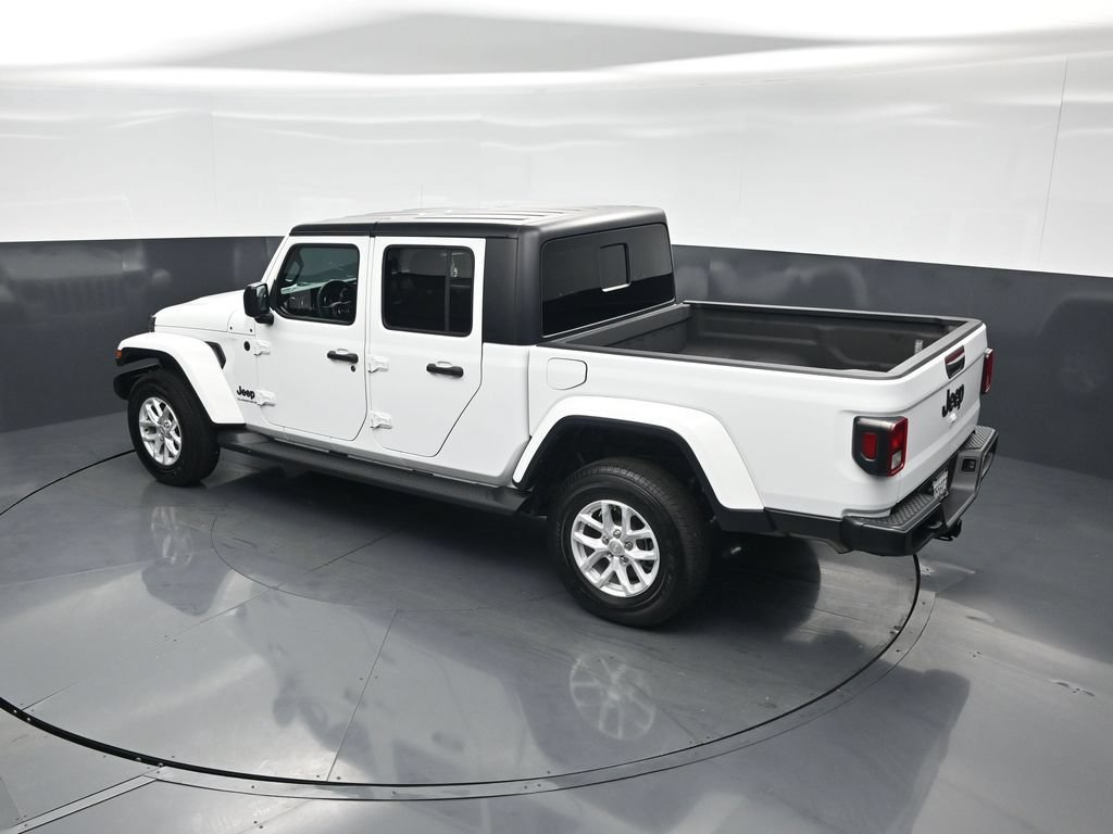 Used 2023 Jeep Gladiator Sport AWD/4WD image 36