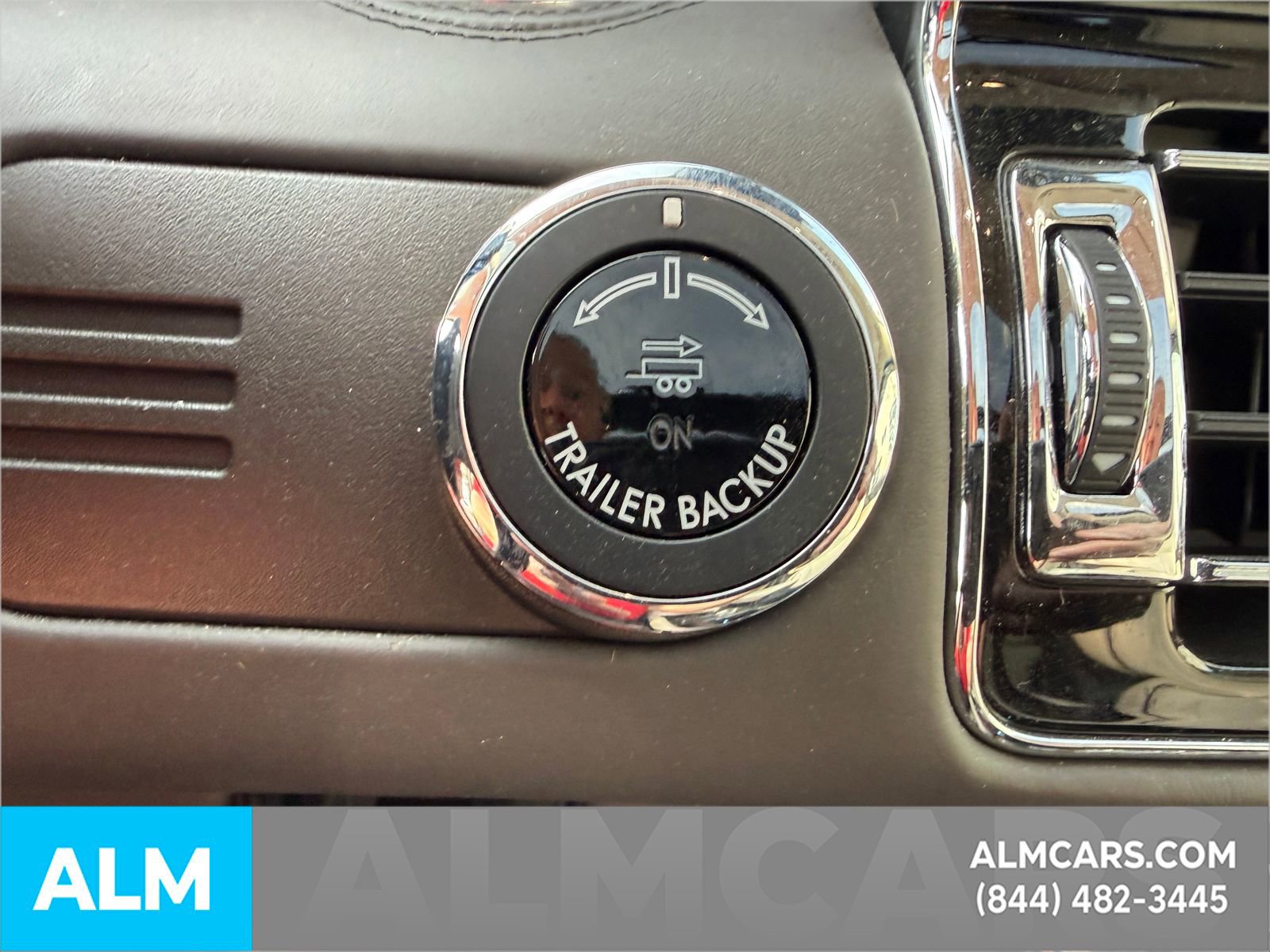 Used 2024 Lincoln Navigator L Black Label AWD/4WD image 26