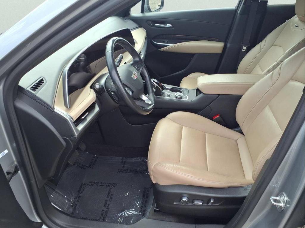 Used 2024 Cadillac XT4 Premium Luxury FWD image 19