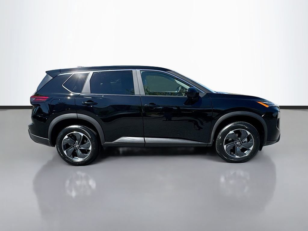 Used 2025 Nissan Rogue SV image 9