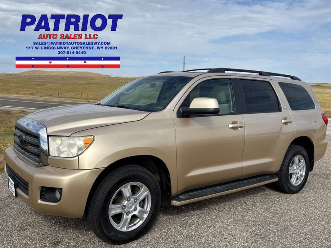 Used 2010 Toyota Sequoia SR5 image 1