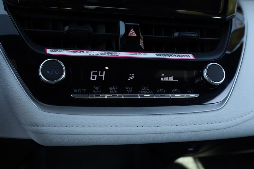 Used 2024 Toyota Corolla SE image 5