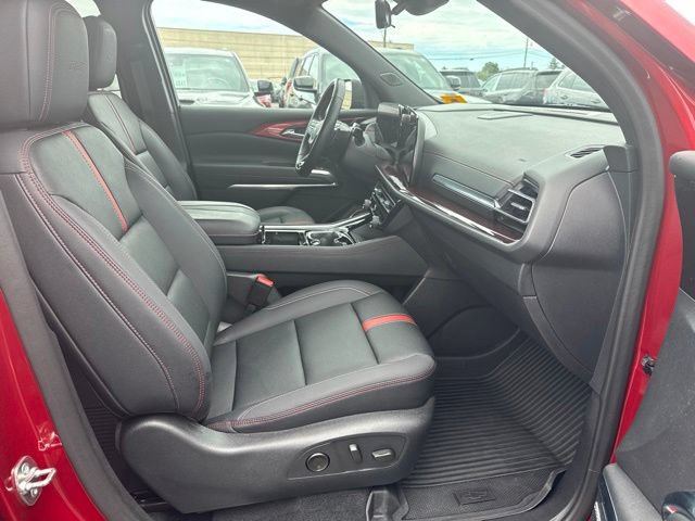 Used 2024 Chevrolet Traverse RS w/ LPO, Floor Liner Package AWD/4WD image 32