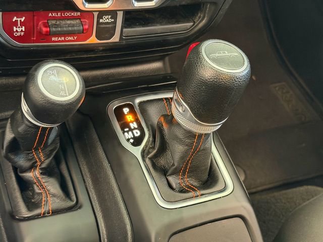 Used 2023 Jeep Gladiator Mojave w/ Cold Weather Group AWD/4WD image 22