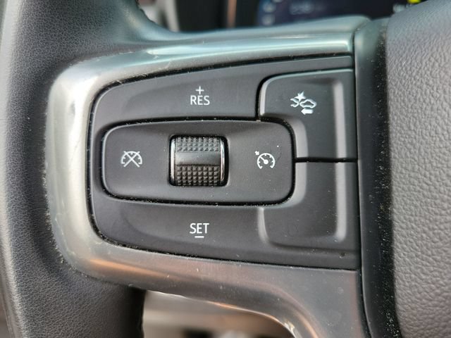 Used 2024 Chevrolet Suburban LT RWD image 27