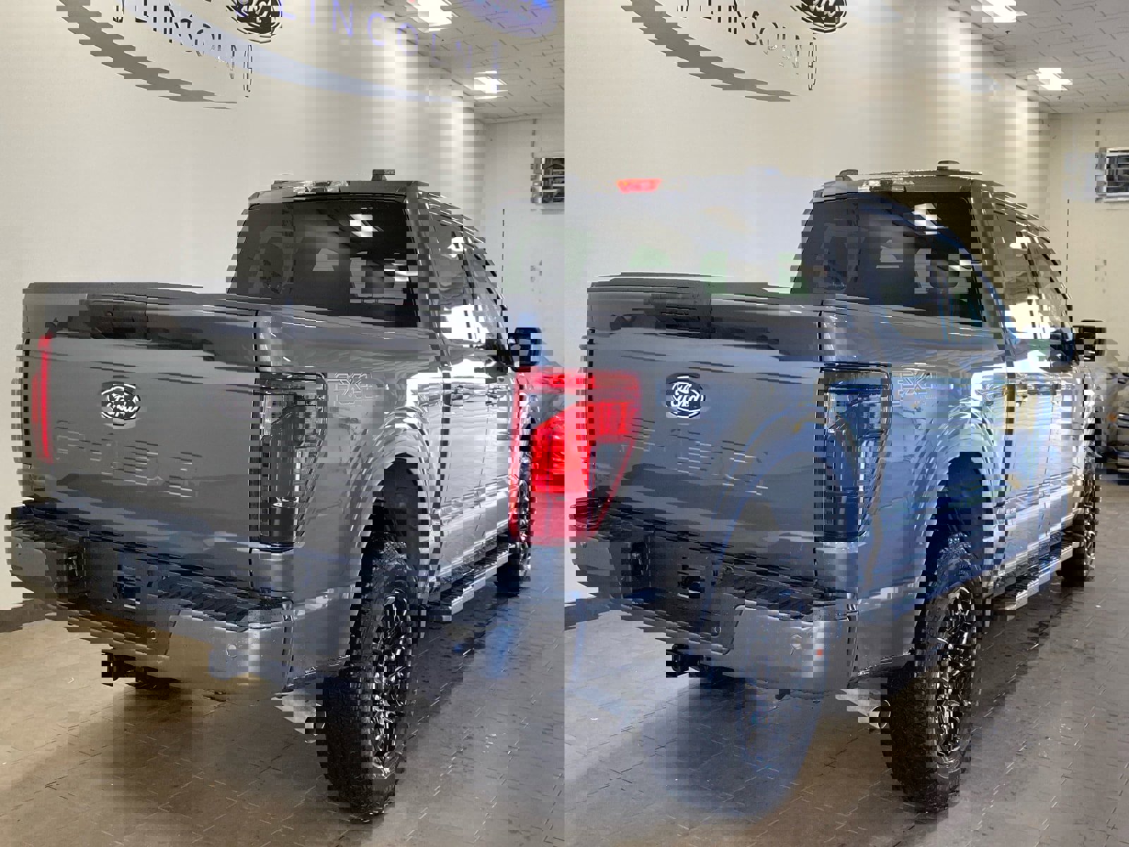 New 2026 Ford F150 XLT w/ FX4 Off-Road Package image 7