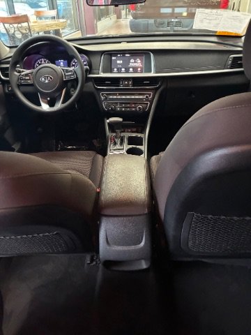 Used 2019 Kia Optima LX image 31