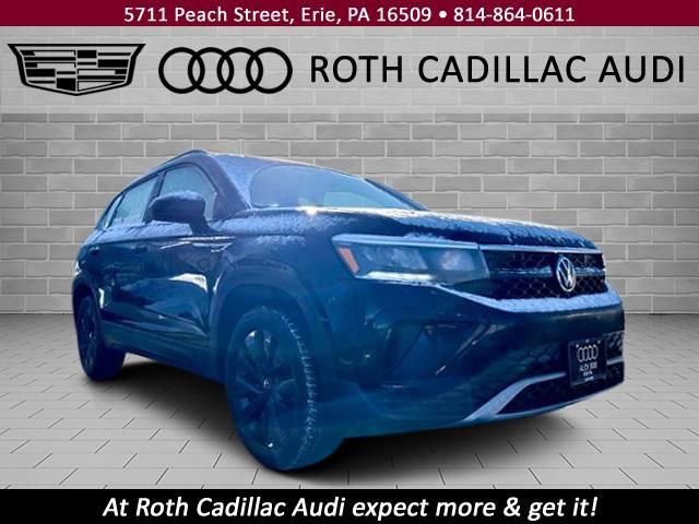 Used 2022 Volkswagen Taos S image 1