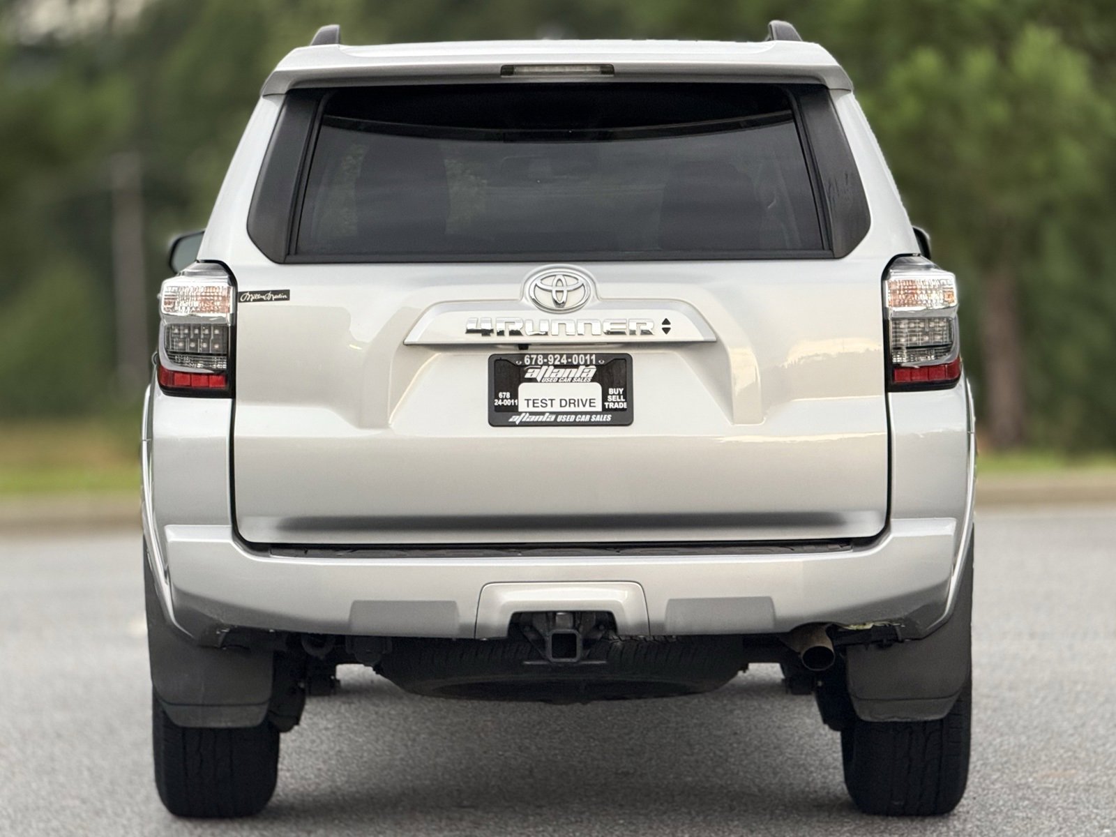 Used 2022 Toyota 4Runner SR5 image 5