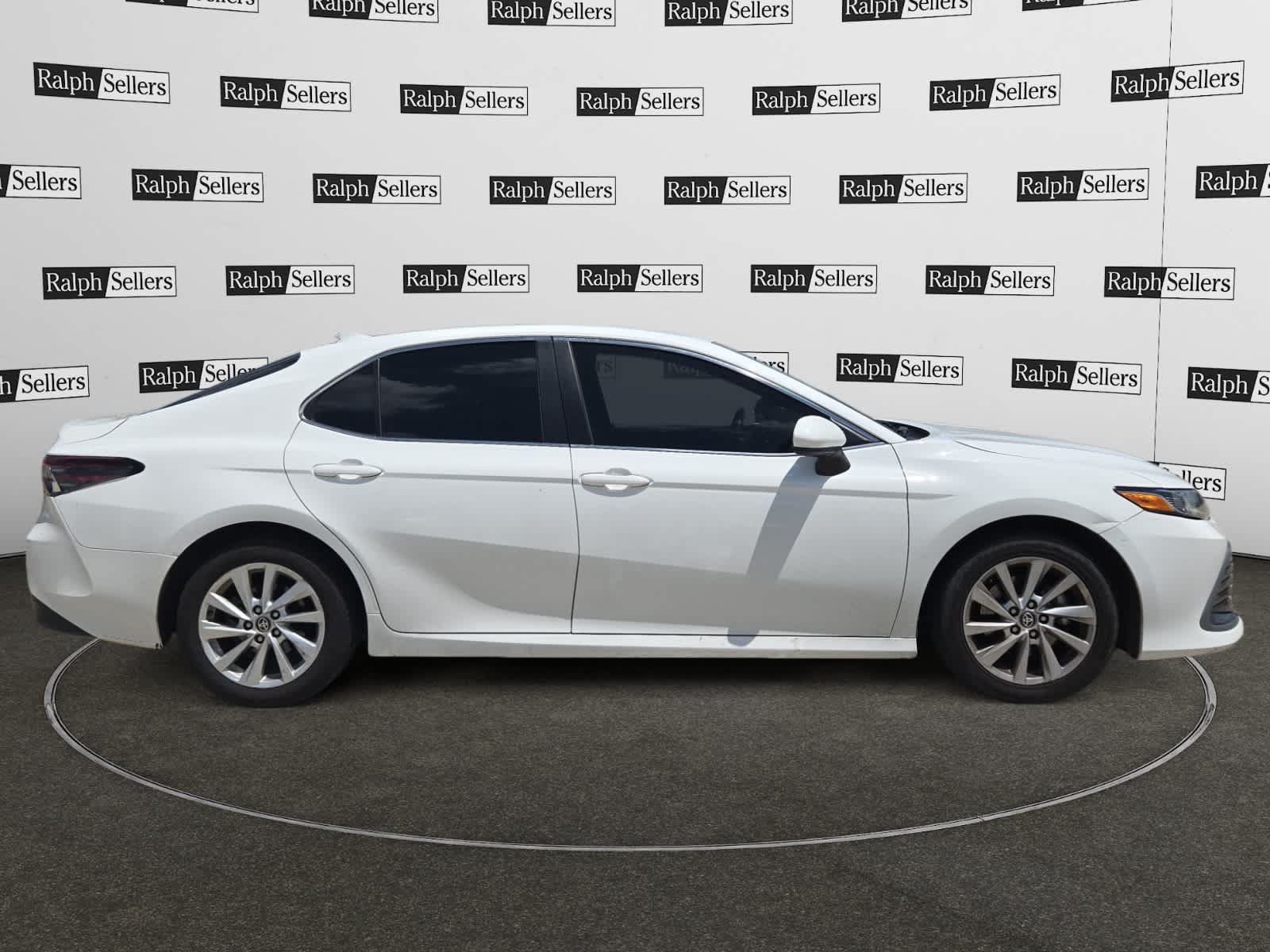 Used 2023 Toyota Camry LE FWD image 7