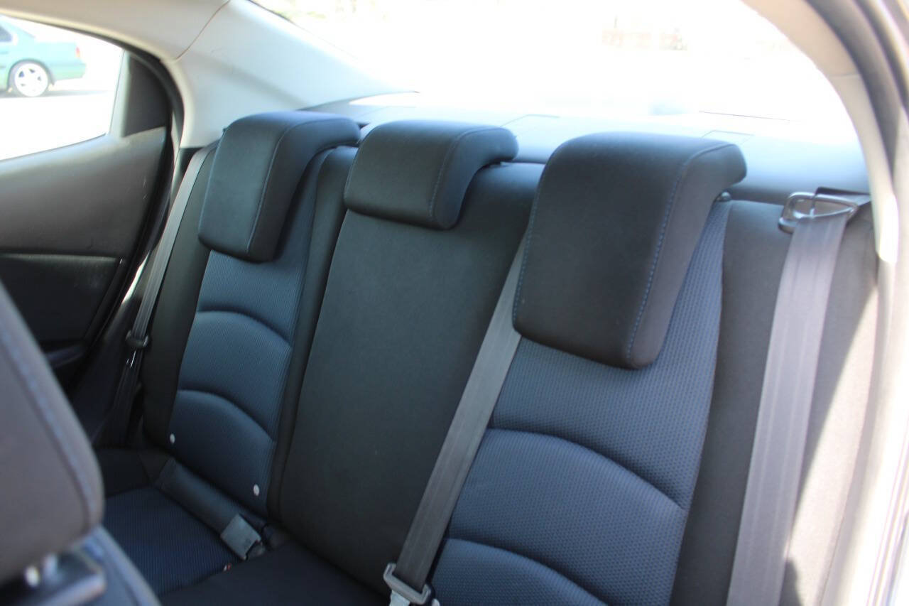 Used 2016 Scion iA FWD image 15