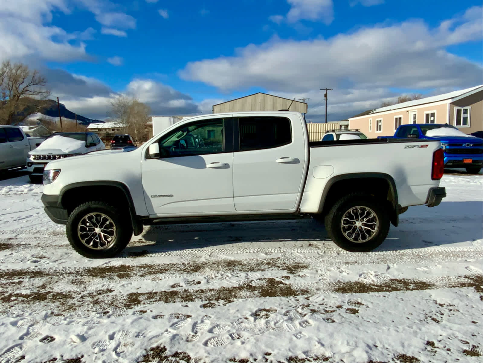 Used 2019 Chevrolet Colorado ZR2 image 2