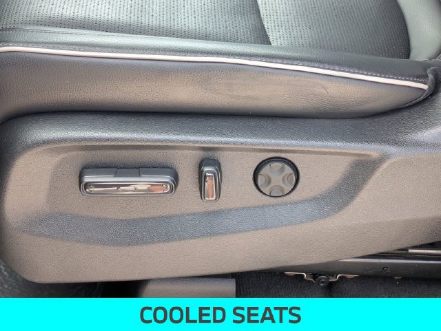 Used 2025 Honda Odyssey Elite image 17