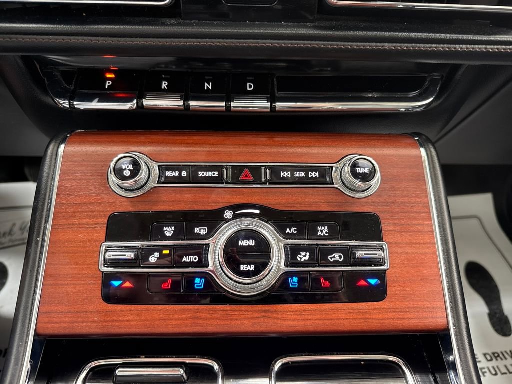 Used 2021 Lincoln Aviator Reserve w/ Equipment Group 208A image 35