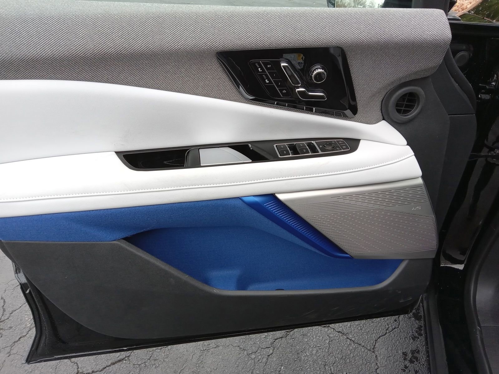 New 2026 Cadillac Optiq Sport 1 image 9