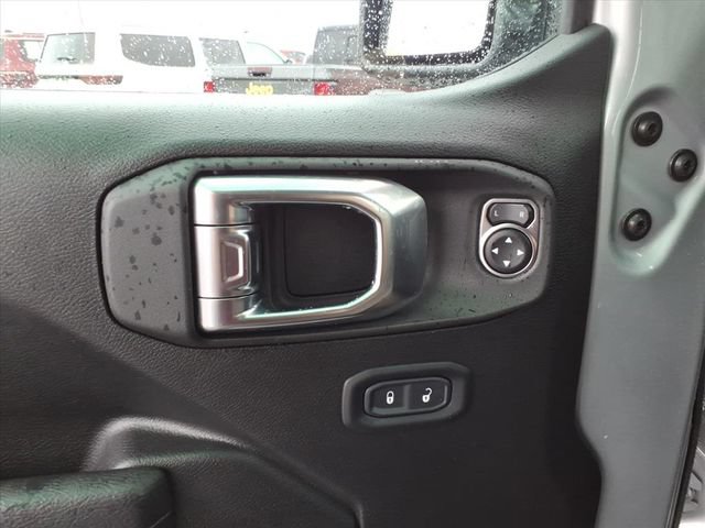 Used 2023 Jeep Wrangler Unlimited Sport AWD/4WD image 16