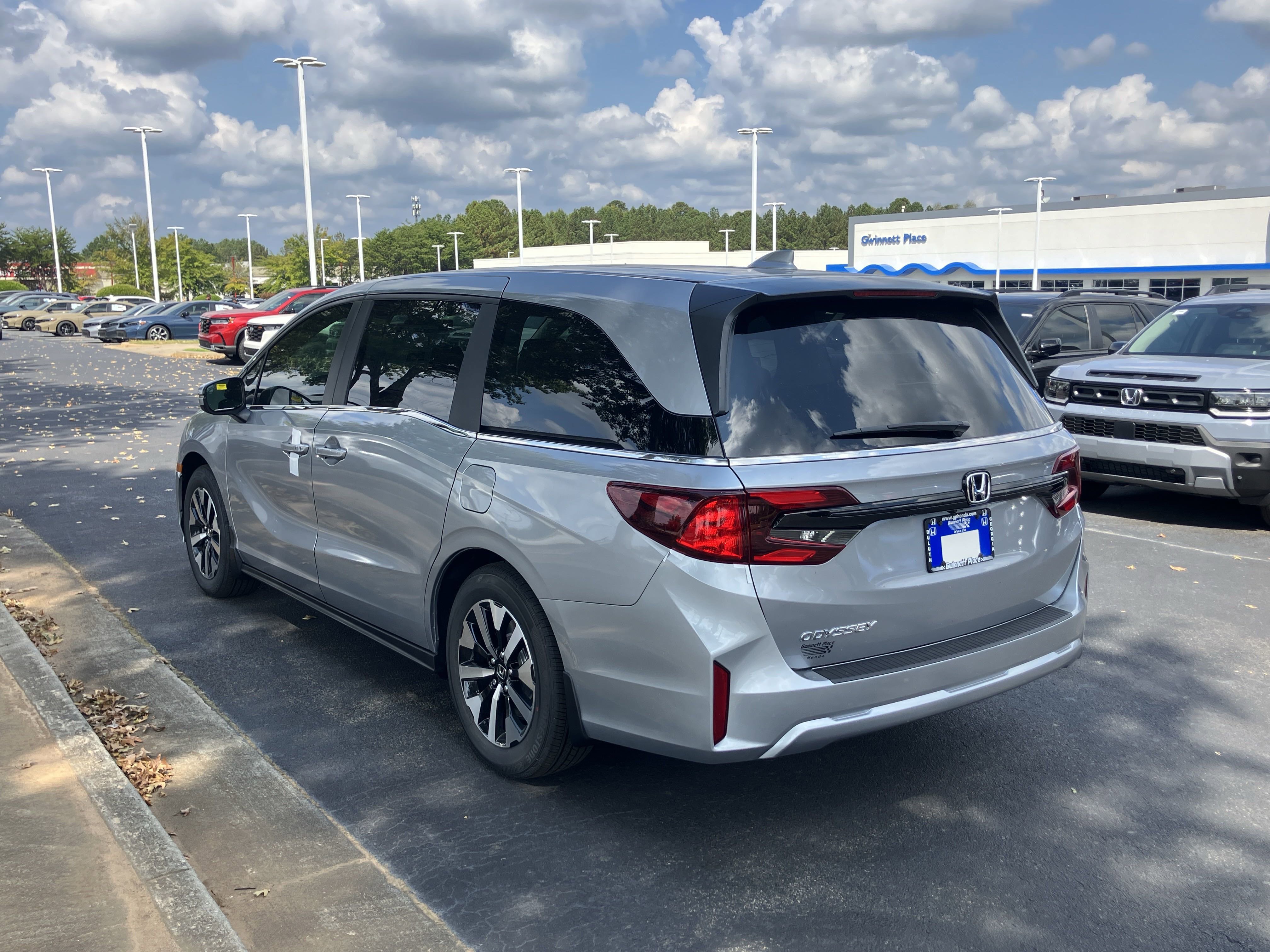New 2026 Honda Odyssey EX-L image 7