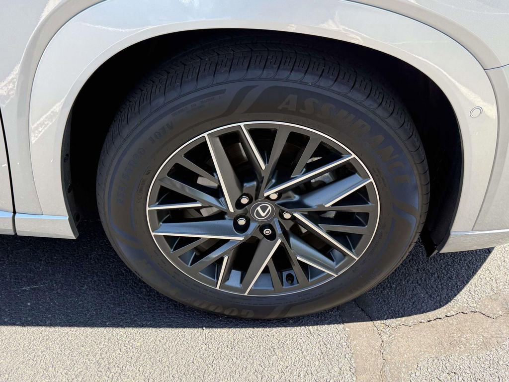 Used 2024 Lexus TX 350 AWD w/ Captains Chair Package image 7