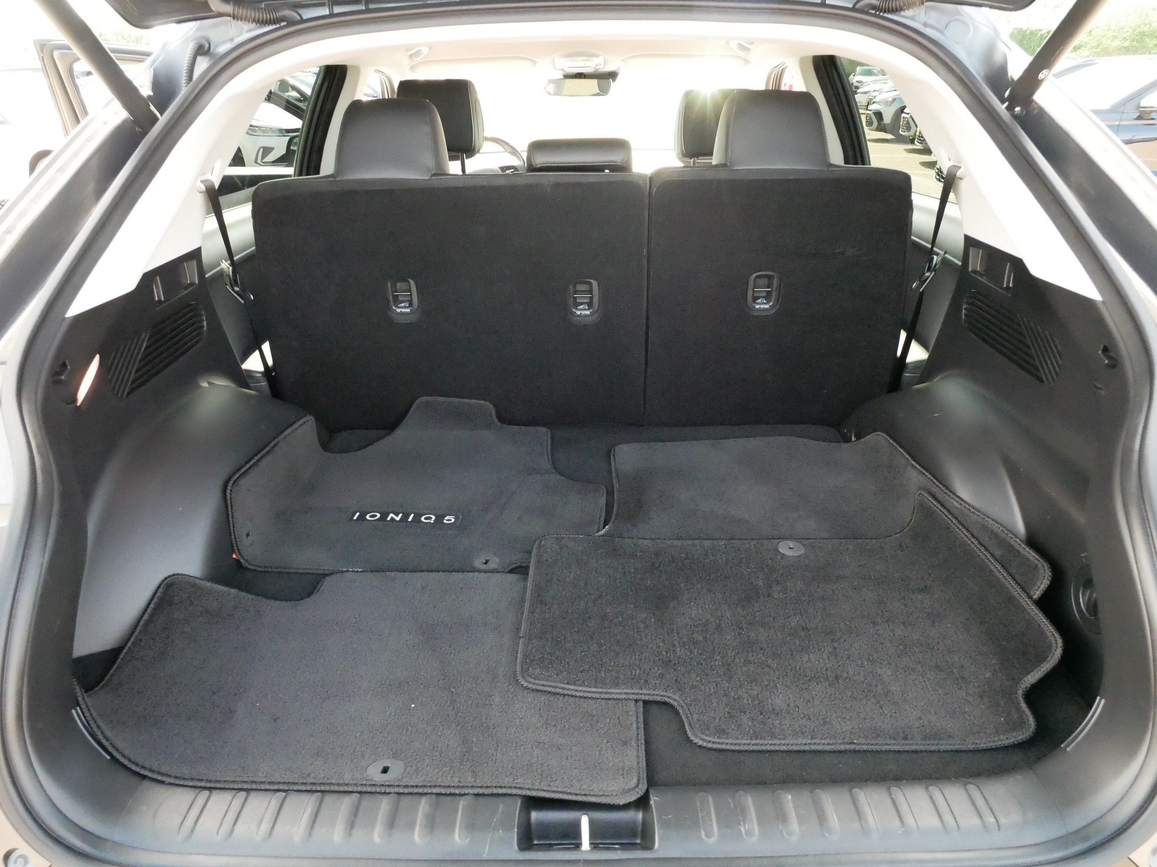Used 2023 Hyundai Ioniq 5 SEL w/ Cargo Package AWD/4WD image 18