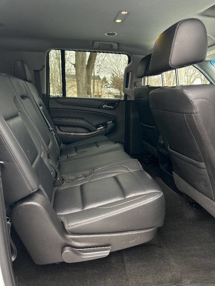 Used 2018 Chevrolet Suburban LT AWD/4WD image 16