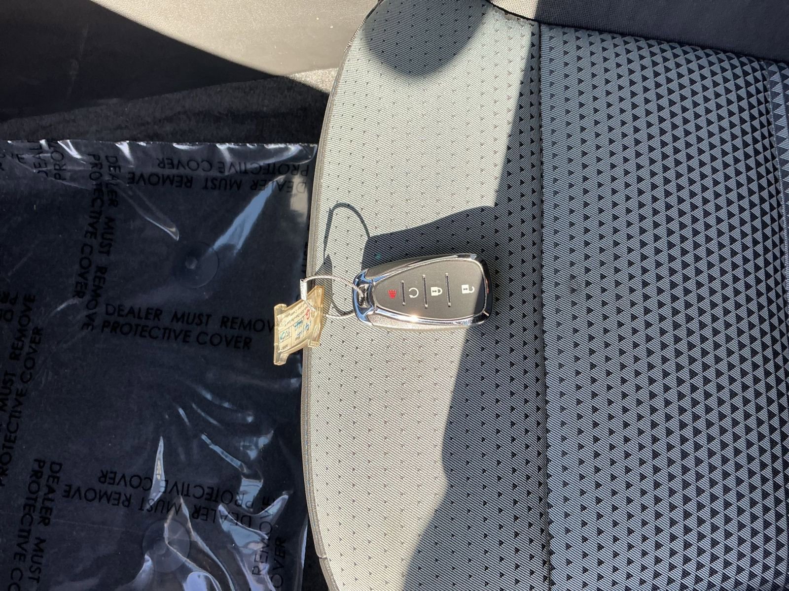 Used 2025 Chevrolet Trax LT w/ LT Convenience Package FWD image 18