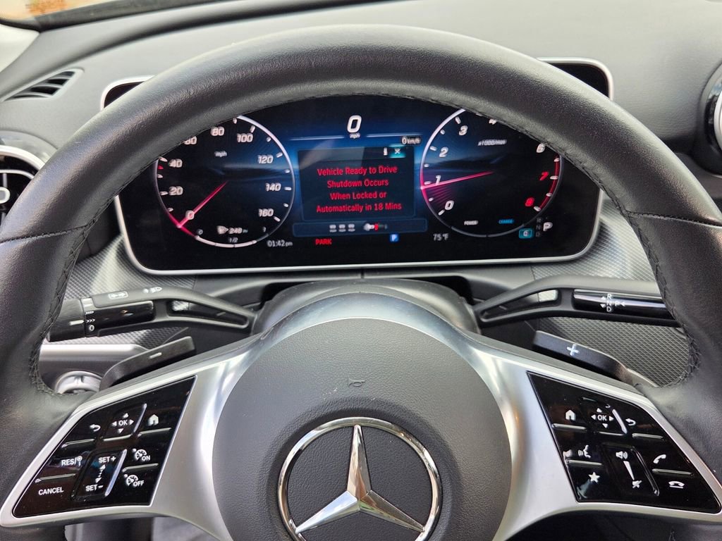Used 2025 Mercedes-Benz C 300 Sedan image 21
