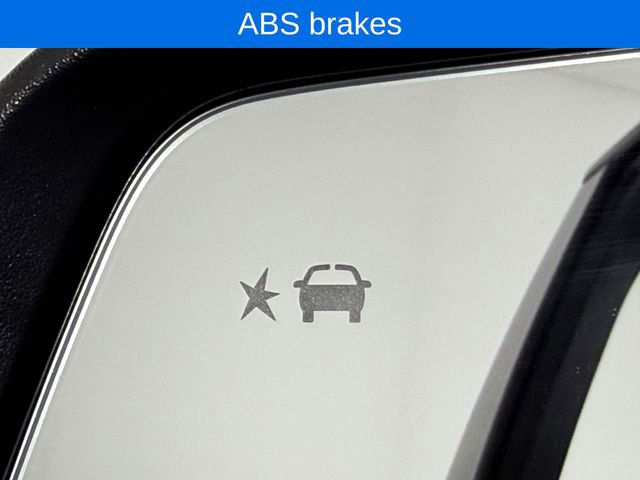 Used 2023 Chevrolet Traverse LT w/ Midnight/Sport Edition image 26