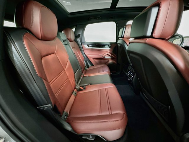 New 2026 Porsche Cayenne S AWD/4WD image 24