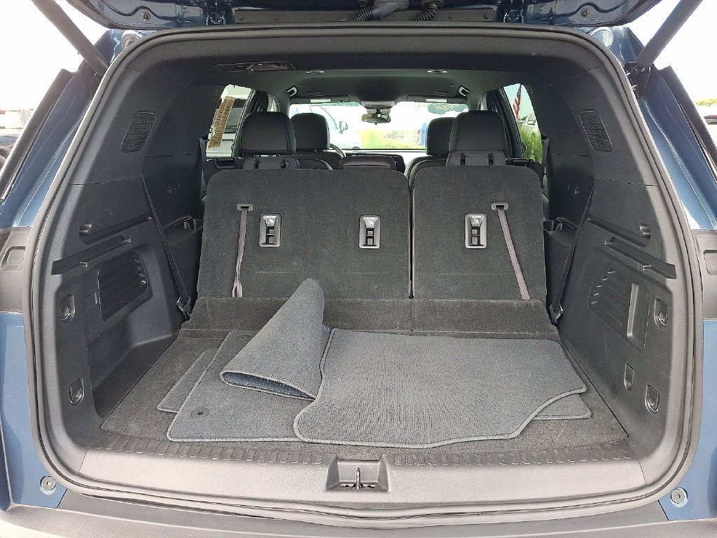 Certified 2026 Chevrolet Traverse LT AWD/4WD image 29