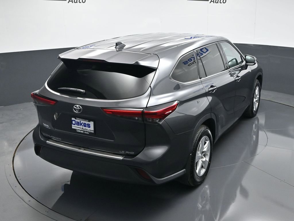 Used 2020 Toyota Highlander LE image 52