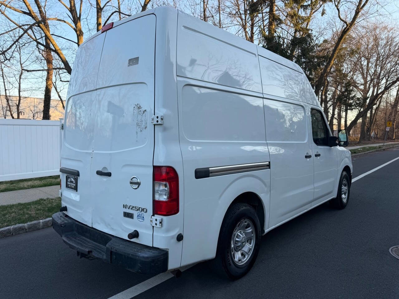 Used 2016 Nissan NV 2500 SV image 5