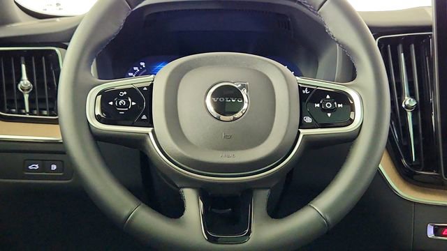 New 2026 Volvo XC60 T8 Plus w/ Climate Package PRO AWD/4WD image 25