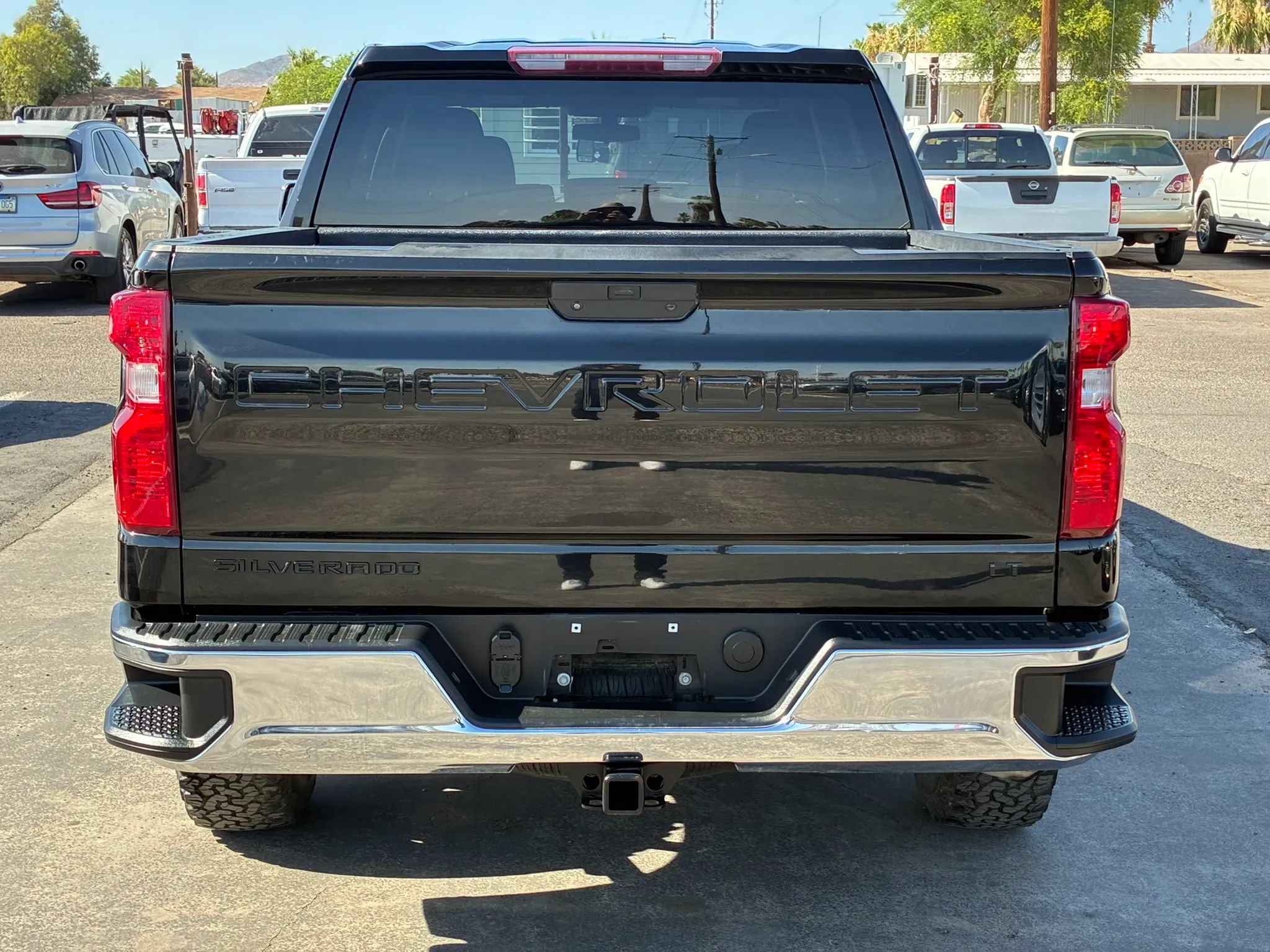 Used 2021 Chevrolet Silverado 1500 LT w/ LPO, Dark Essentials Package RWD image 7